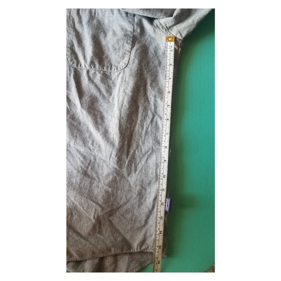 • SOLD • Patagonia Gray Dress Shirt - Picture 6 of 9